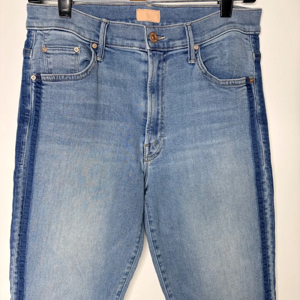 MOTHER The Insider Crop Step Fray Jeans Women 30 Light Kitty Rager Side Stripe